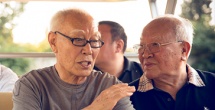 它不仅继承了经典新疆电影的文化传承精神，还通过现代化的叙事与文旅融合，展现了一个更加开放与文明